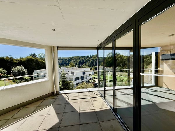 Sonnige 3.5-Zimmer-Wohnung mit Wintergarten und Rundumbalkon in Stallikon 4
