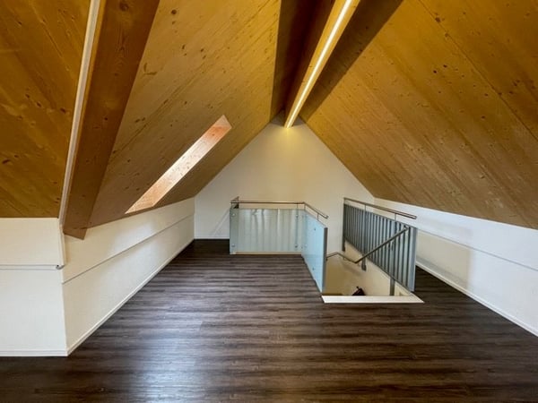 Charmanter Gewerberaum in historischem Gebäude in Fehraltorf 6