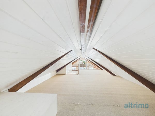Grosszügige Dachwohnung mit 178m2! 12
