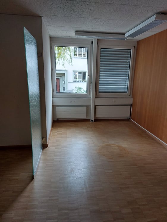 Zu vermieten Büro in Zürich Kreis 6 2