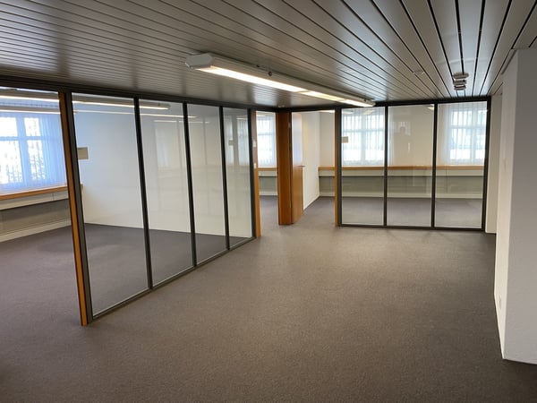 Bürofläche zentral in Reinach 3