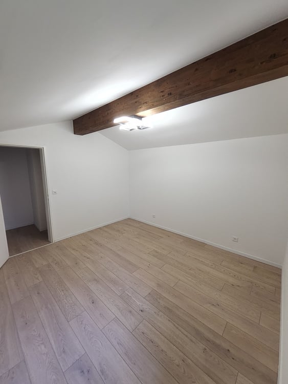 Neu Renovierte Duplex - Wohnung 8