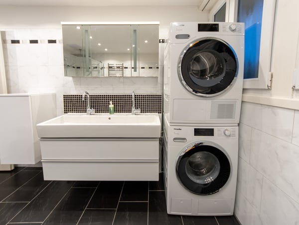 Schöne und sonnige Wohnung in Witikon 9