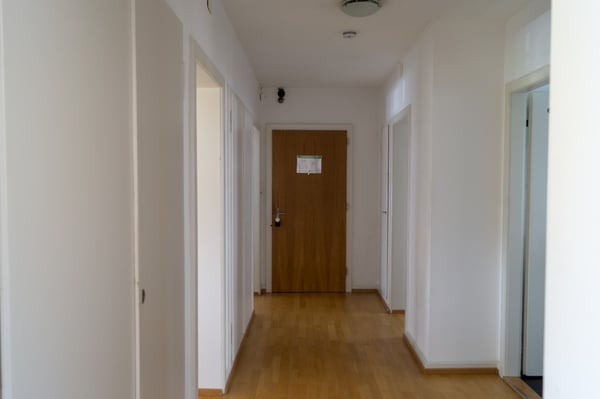 Schöne und sonnige Wohnung in Witikon 6