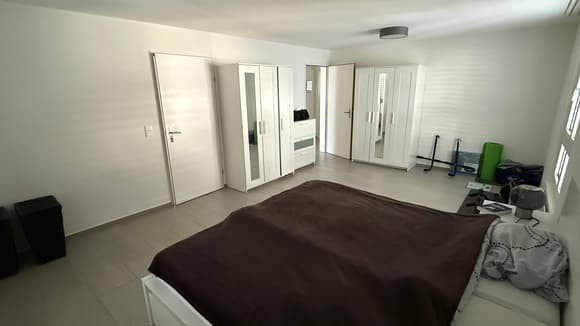Möblierte 1.5-Zimmer-Wohnung mit Seesicht in Merlischachen (7 Monate befristet) 9