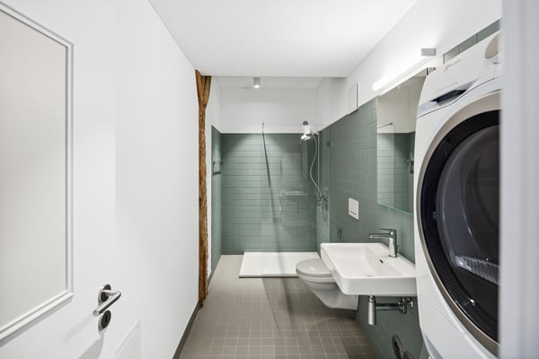 Neuwertige 1.5-Zimmerwohnung in historischem Gebäude 5