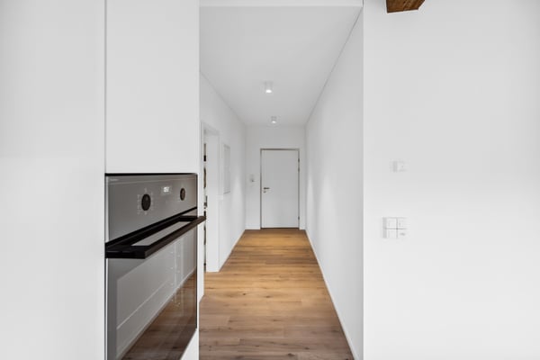 Neuwertige 1.5-Zimmerwohnung in historischem Gebäude 7