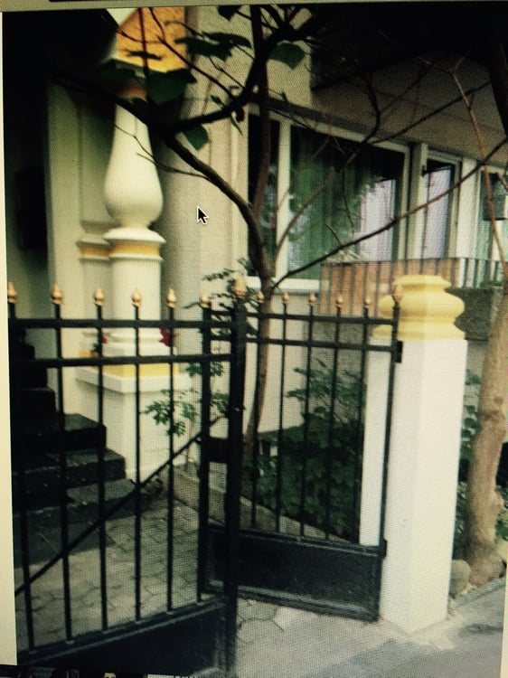 Room with Balkon in Villa Hottingen 3