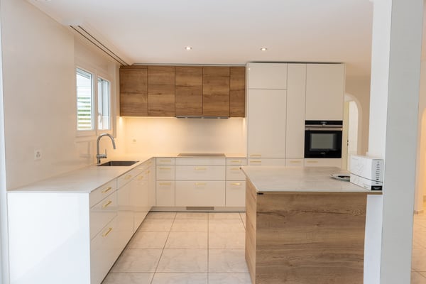 Exklusive 1.5 Zimmer-Wohnung: Terrasse, Hobbyraum & Tiefgarage 8