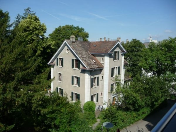 Ruhige und sonnige Lage am Zürichberg  Befristet auf 1 Jahre, Verlängerung möglich 11