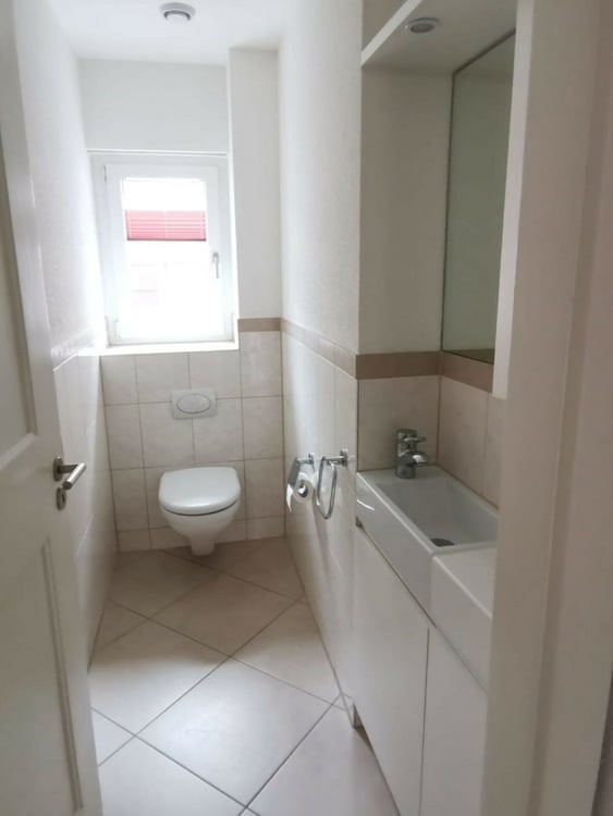 Ruhige und sonnige Lage am Zürichberg  Befristet auf 1 Jahre, Verlängerung möglich 9