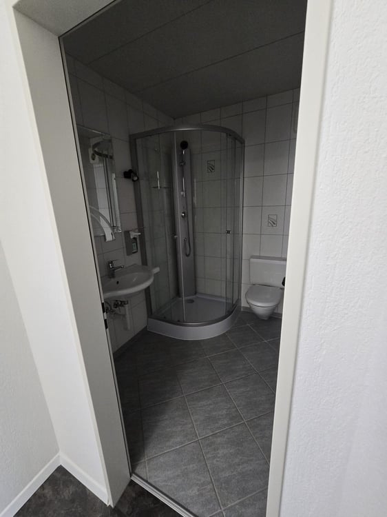 Wohnung nach Umbau zu vermieten 4