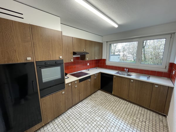 Schöne, teilsanierte Wohnung in Höngg (ruhige Lage)! 7