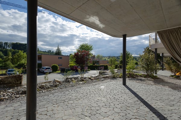 Exklusive 3.5 Zi- Neubauwohnung (100m²) mit 43m² Aussenfläche nahe Zürich 5