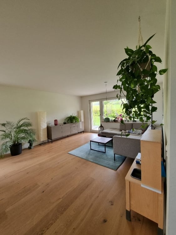 Helle 4.5-Zimmer-Wohnung mit Garten, 2 Garagenplätzen und Hobbyraum in Thalwil 5