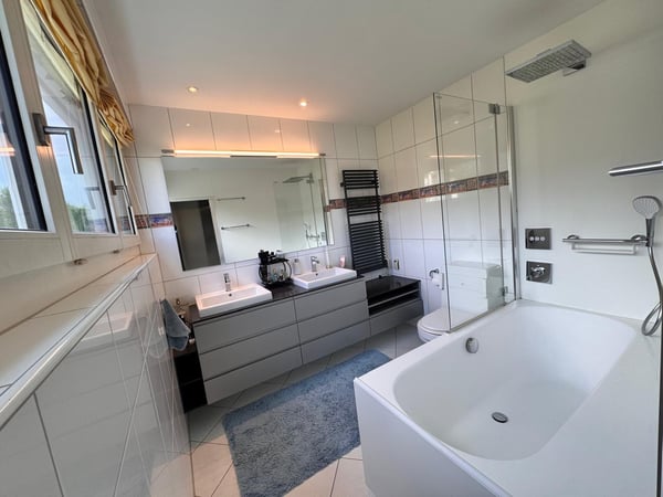 5.5-Zimmer-Wohnung Herrliberg  neu auf 3 Jahre befristet, 142 m2, Aussicht & 2 Parkplätze 12