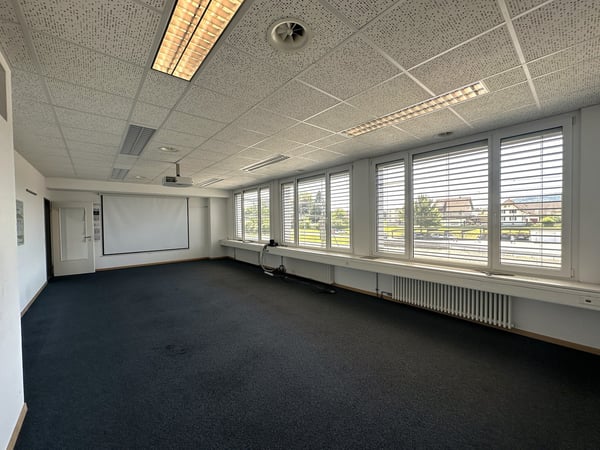 Günstige Büroflächen 30-550 m2 - Top-Lage am Bahnhof 7