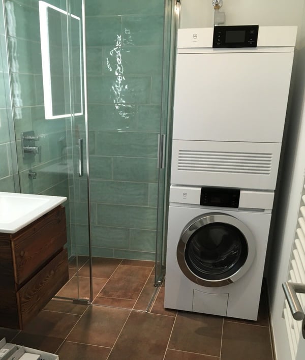 Schöne möblierte Wohnung in Wollishofen, mit privater Terrasse 2