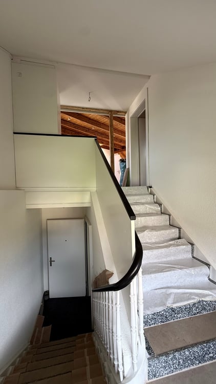 Neu renoviert mit grosser Zinnenterrasse und herrlicher Aussicht 9