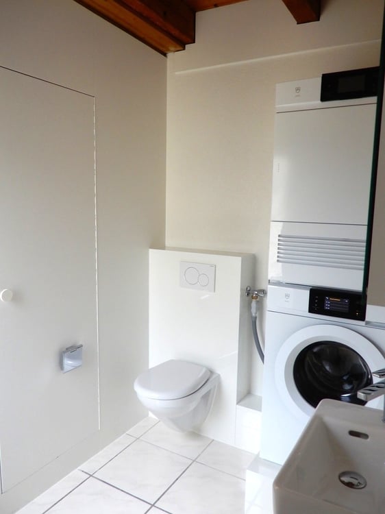 Neu renoviert mit grosser Zinnenterrasse und herrlicher Aussicht 6