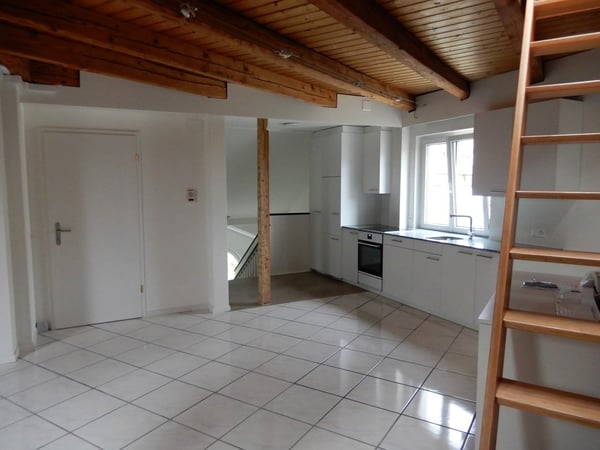 Neu renoviert mit grosser Zinnenterrasse und herrlicher Aussicht 3