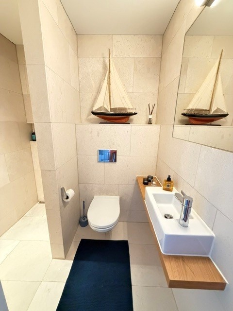 2.5-Zimmer-Whg in Kreis 5 5