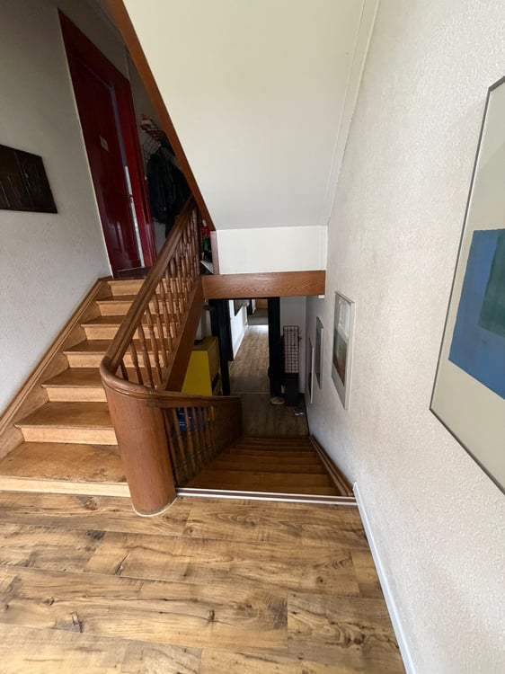 Vielseitige Praxis- oder Büroräumlichkeiten (120 m²) an zentraler Lage 10