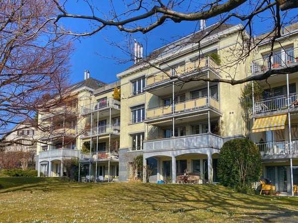 Ruhiges und sonniges Wohnen an bevorzugter Lage in der Stadt Zürich 8