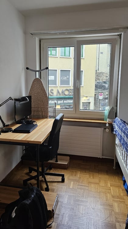 Nachmieter:in per 16. juni oder nach Vereinbarung gesucht - Studio im Niederdorf 2