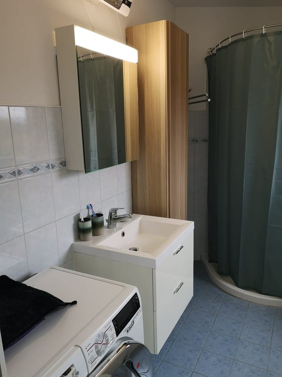 Helle, ruhige Wohnung mit Aussichtslage 6