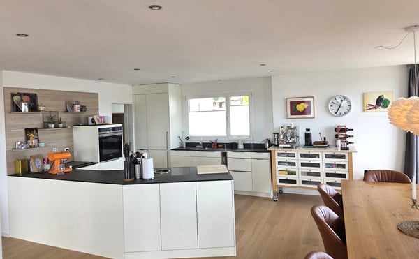 6.5-Zimmer-Terrassenwohnung möbliert / teilmöbliert hochwertige Ausstattung in Muri AG 3