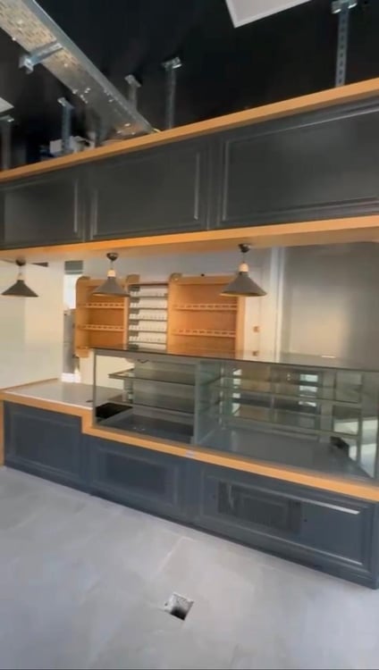 Tankstellenshop in Moutier 10