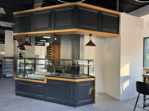 Tankstellenshop in Moutier 1