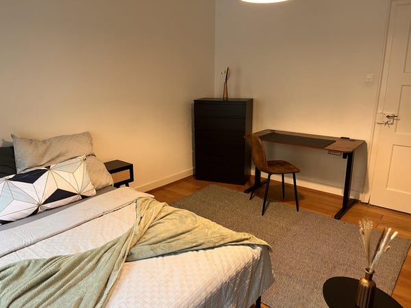 WG Zimmer, 4058 Basel 8