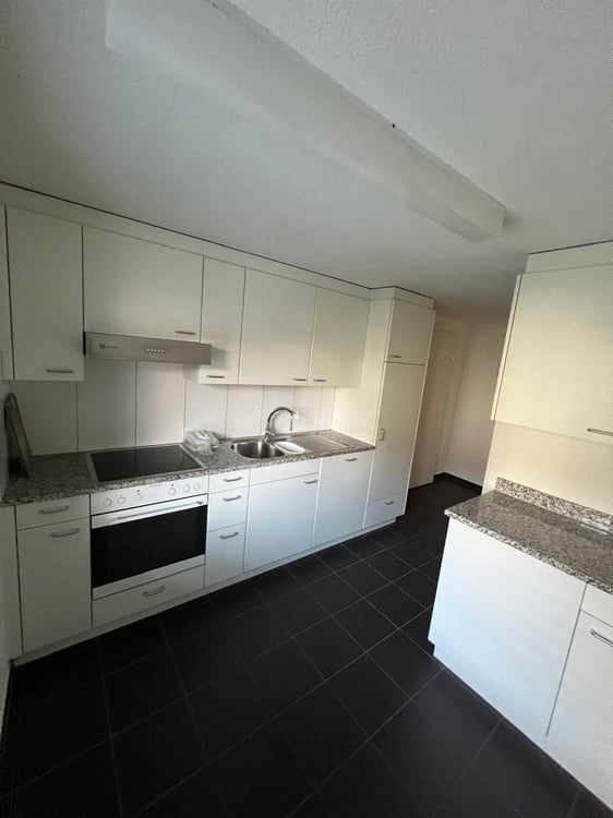 Helle Wohnung im 3. OG rechts mit Lift und Balkon 4