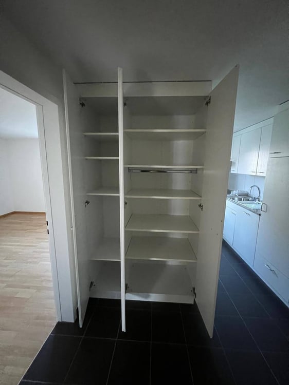 Helle Wohnung im 3. OG rechts mit Lift und Balkon 12