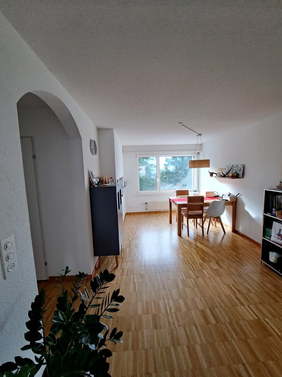 Schöne 3-Zimmerwohnung mit grossem Balkon und Seesicht 6