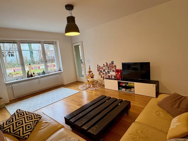 Möblierte 3.5-Zi-Wohnung (95 m²) mit Terrasse | Elfenau | 15.07.2615.07.27 | CHF 2'200 inkl. NB 3