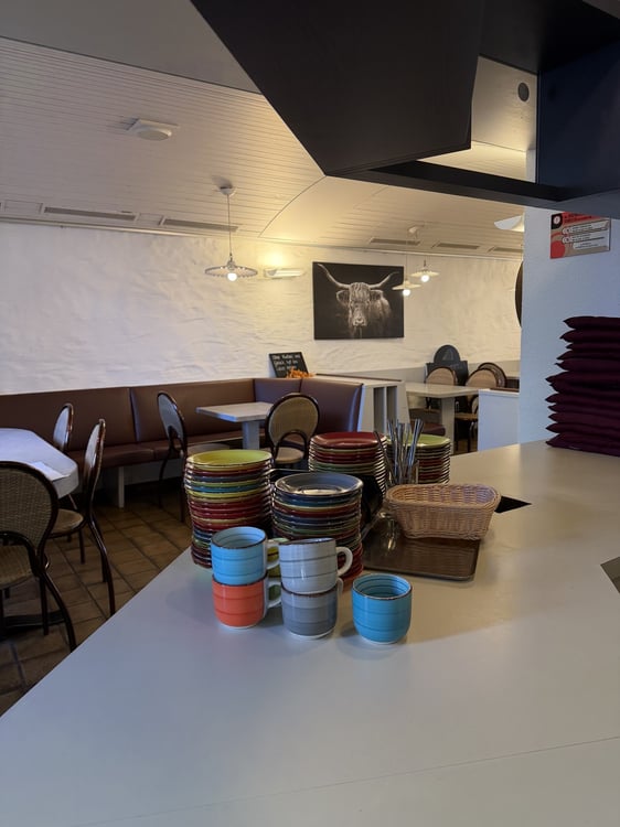 Ladenlokal & Café zu vermieten 3