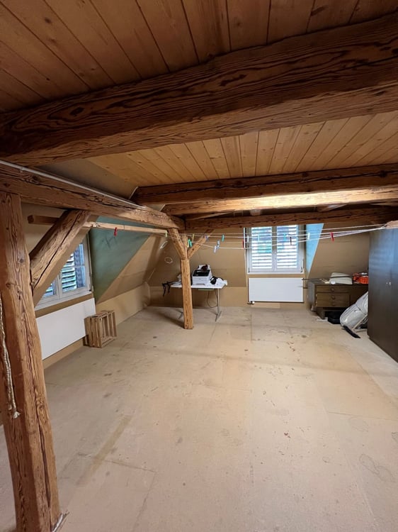 Grosszügige Wohnung in Steckborn mit Balkon, Kamin und Parkplatz in See Nähe 11