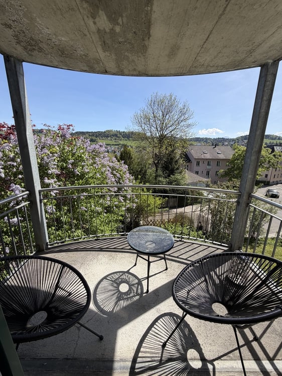 Fully furnished 3.5-room apartment 2