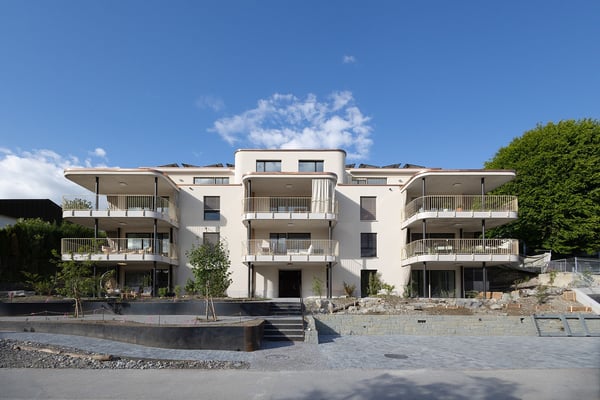 Exklusive 3.5 Zi- Neubauwohnung (100m²) mit 43m² Aussenfläche nahe Zürich 2
