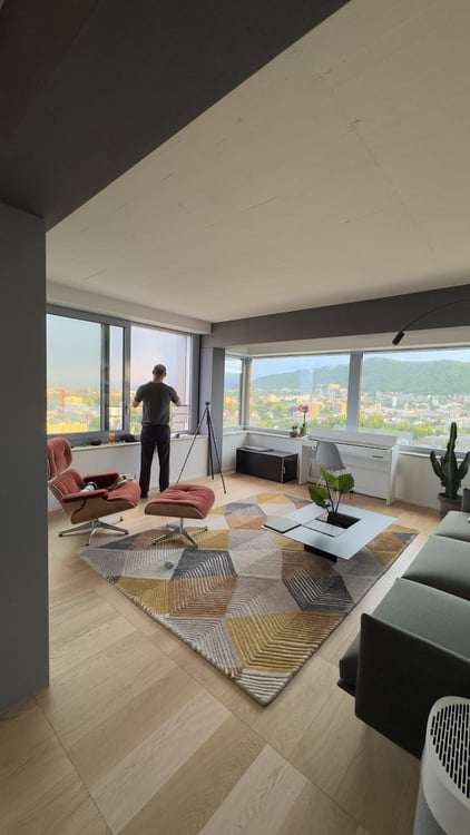 High-Floor 2.5-Room Apartment, open views to the City and Uetliberg 7