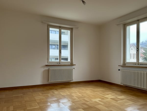 Haus (7.5 Zimmer) an zentraler Lage - super für WG 13