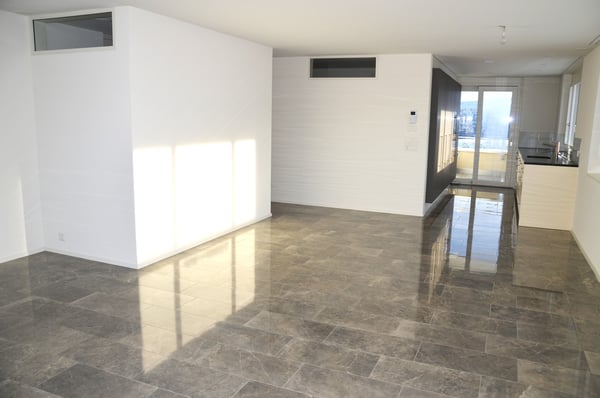 Im Eigentumsstandart, neuere - 4 1/2 Zimmer Wohnung! 3