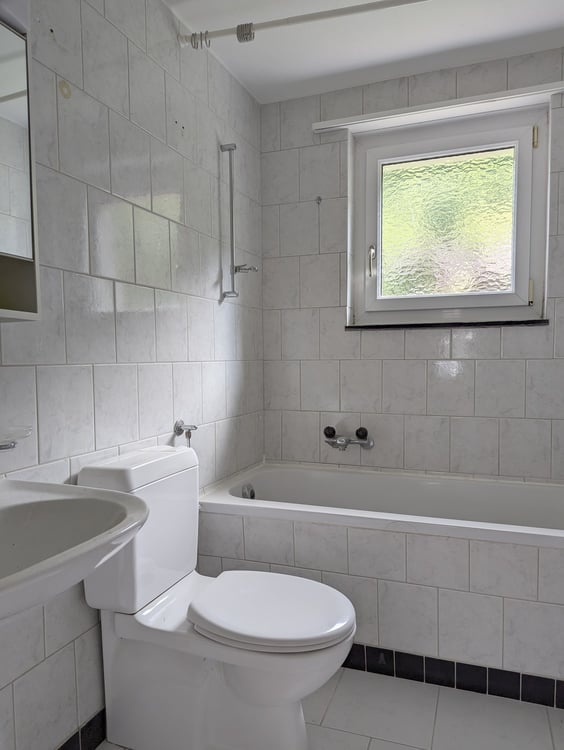 Helle, grosszügige 4-Zimmerwohnung mit wunderbarer Aussicht 7