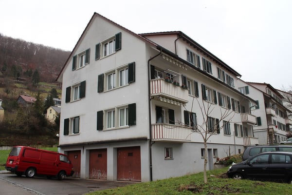 Helle, grosszügige 4-Zimmerwohnung mit wunderbarer Aussicht 8