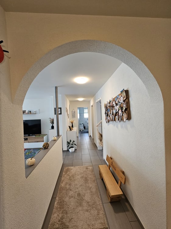 Helle 4.5-Zimmerwohnung mit grossem Balkon und Lift in Hölstein BL 7