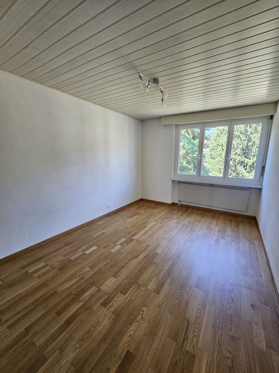 moderne 3.5-Zimmerwohnung mit Balkon 5
