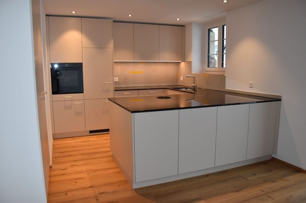 Moderne 3.5-Zimmer-Gartenwohnung an naturnaher Lage 2